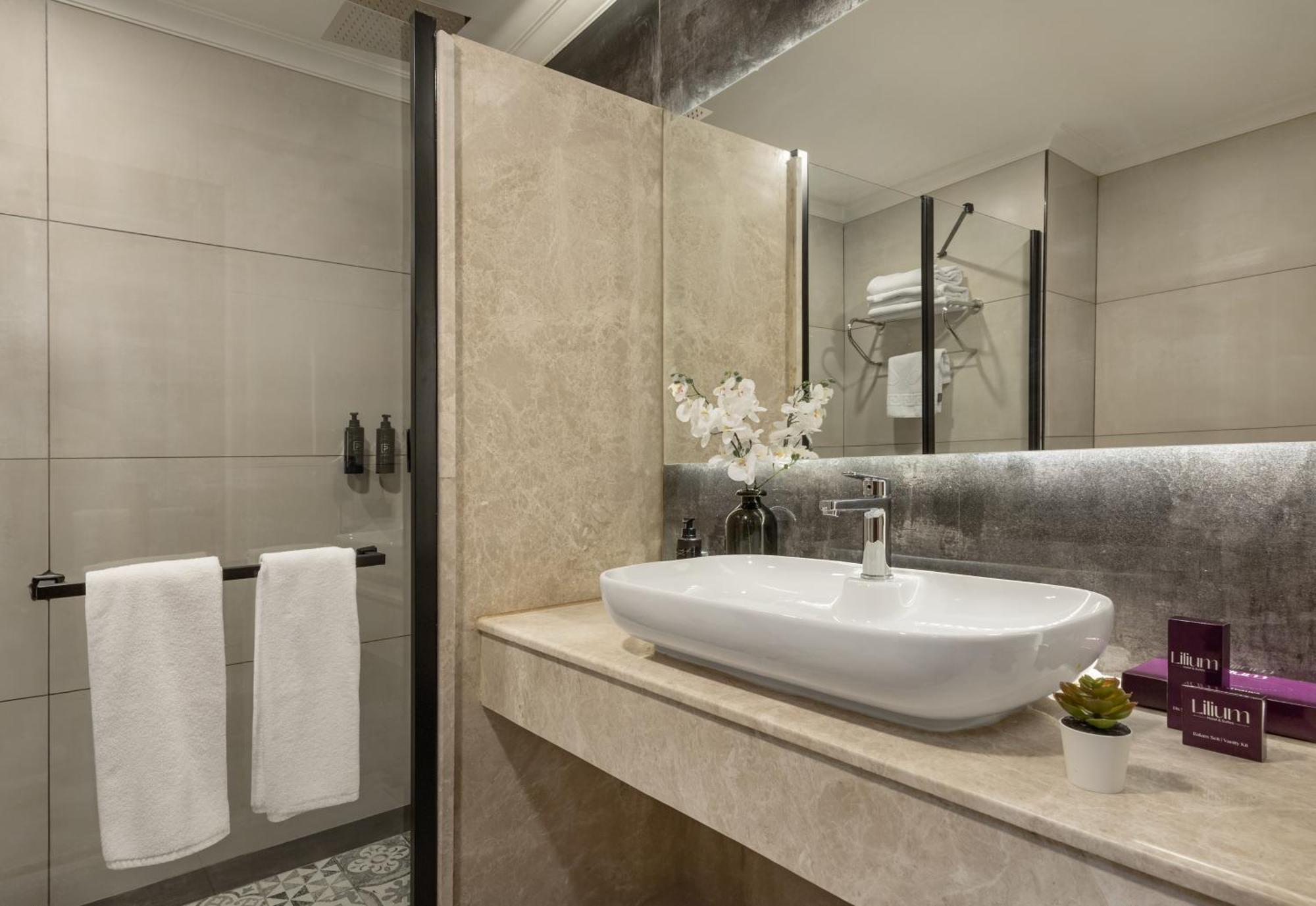 Lilium Hotel & Suites Bursa Buitenkant foto